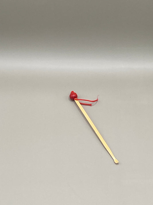Une alternative naturelle aux cotons-tiges jetables ! Ce cure-oreilles 100 % bambou est réutilisable, respectueux de l’environnement et doux pour l’oreille.