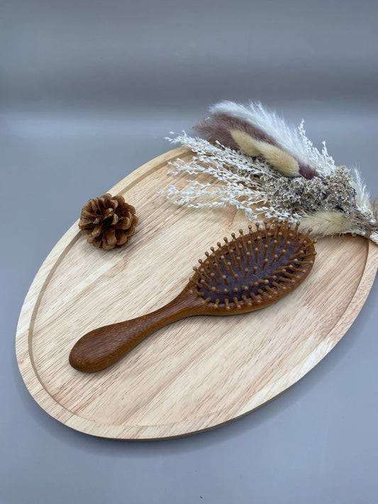 Brosse à cheveux en bois de santal naturelle antistatique ultra douce
