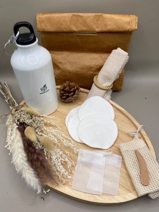 Kit découverte zéro déchet avec gourde inox et accessoires écologiques

