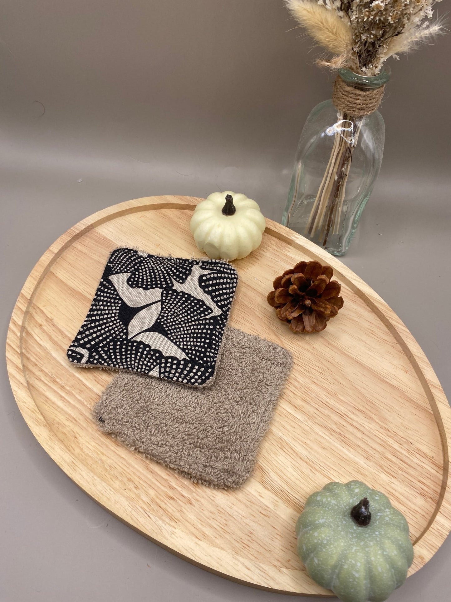 Contenu du coffret cocooning : produits artisanaux et accessoires écologiques